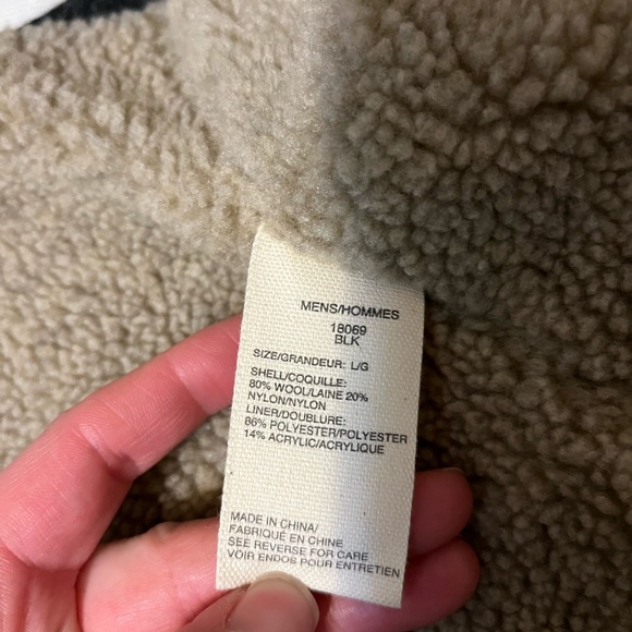 Woolrich men’s vest size large - Picture 4 of 4